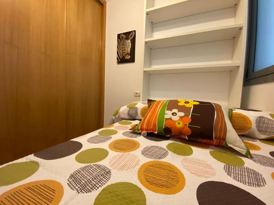 Piso Familiar Amplio Con Acceso Directo A La Playa Daire Bueu Dış mekan fotoğraf